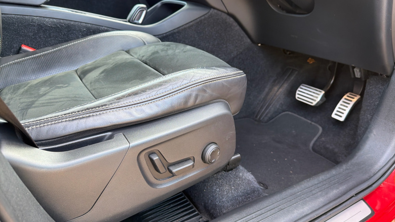 Volvo Xc40 2.0 T5 R DESIGN Pro 5dr AWD Geartronic Petrol Estate